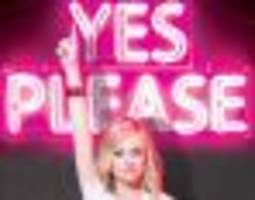 Amy Poehler's Book 'Yes Please' Will Give You All The Life Advice You Need On Every Subject